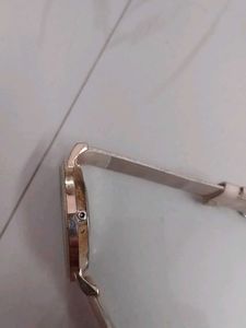 Luxurit Rose Gold Watch,Put Cell,