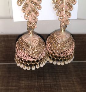 Leaf Jhumka With Stones And Beads