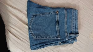 H&amp;M Regular Fit Denim Jeans (32-32)