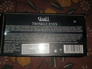 Glamm 21 Glitter Eyeshadow Pallete