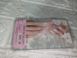 Nail Tips Transparent
