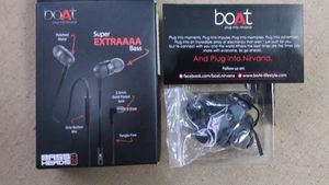 Earphones Boat