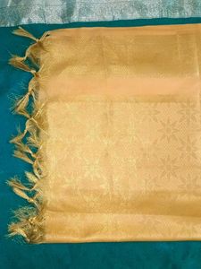 New Banarasi Zari Floral Work Short Dupatta