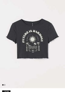 Graphic Print Crop Top
