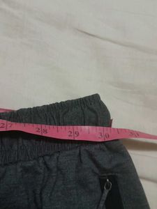 Unisex Grey Solid Sports Shorts(Capris) - XL
