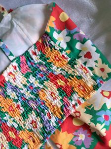 Floral Tie-Front Crop Top