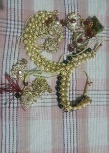 Alloy Gold Plated Jewellery Set Pack Of 3