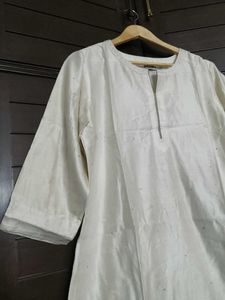Fabindia Women Off-white Cotton Silk Kurta