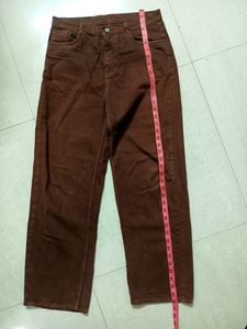 baggy brown pants