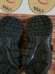 Brand Zeven Shoes