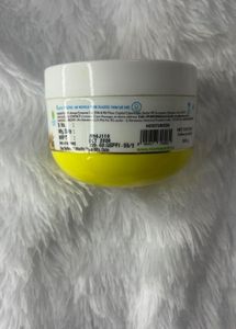 Mamaearth Lemon Face Moisturiser