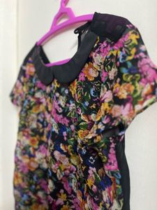 🌸🌼Floral Collar Top