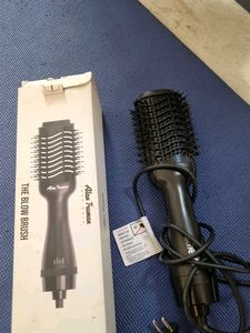 Alan Truman Blow Brush