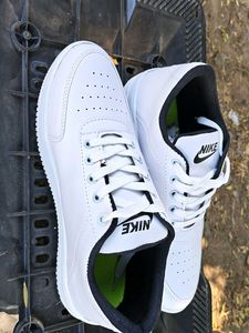 Nike White Casual Shoes