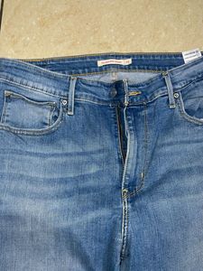 Levis Jean