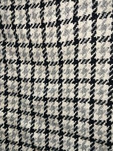 Houndstooth Pencil Skirt