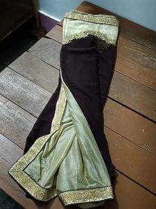 A Beautiful Saree With Unique Design &amp; Pattern