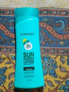 Everwe Sunscreen Lotion SPF 30
