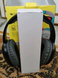 Zebronics Thunder Wireless Headphones
