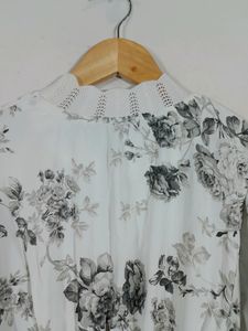Tin Up White And Grey Floral Printed Turtle Neck Top With Elastane Waist (Women&#39;s)
