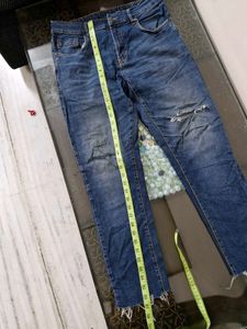 One Leg Rugged Jean