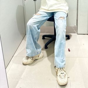 Distressed Light Wash Wide Leg Jeans