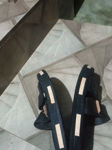 Odyssia Black Sandals