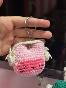 !!RESTOCK!! Crochet Kitty With Headphones Keychain