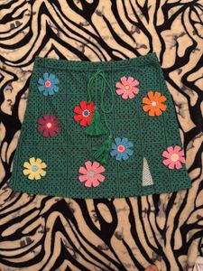 Cute Floral Skirt !!