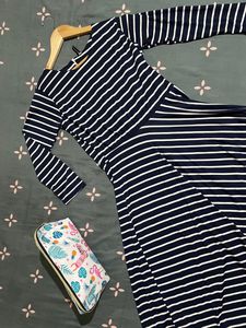 Price  Drop! Metro fasion Women flared