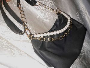 Pearl Chain Shoulder Bag