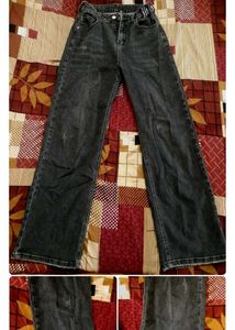 Distressed Wide Leg Jeans