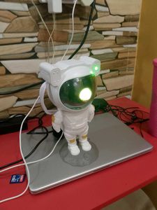 Astronaut Figurine Light