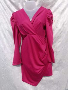 Chic Pink V-Neck Mini Dress💕