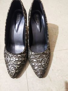 Beautiful Glitter High Heels