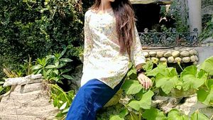 Floral Print Tunic Top