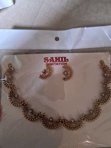 Gold-tone Necklace and Earring Set