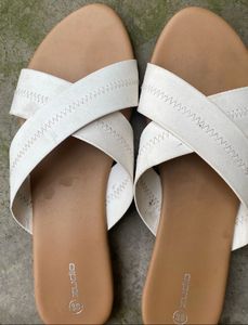 Zudio Flats