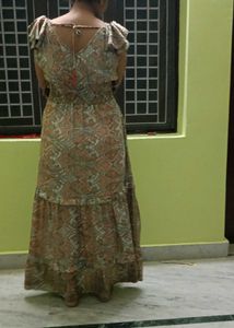 Very Gorgeous Dress,Go For Date With This Piece