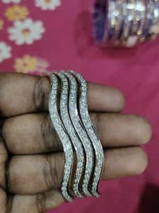 Sparkling Bangle Set- 1 gram gold