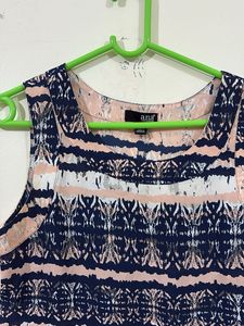 Patterned Sleeveless Top