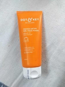 Dot &amp; Key Mango Detan Face Wash