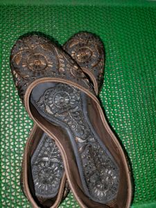 Jaipuri Rajasthan Print Juttis