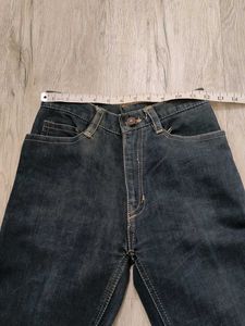 Ma1210 Sabrin bootcut jeans waist 24 inches