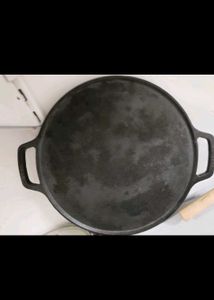 Solara Caste Iron tawa