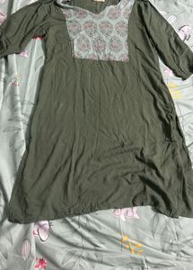 PRAKRITI SOLID KURTI SIZE : XL