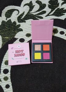 NEW HOT MESS CUTE EYESHOW  MINI PALETTE