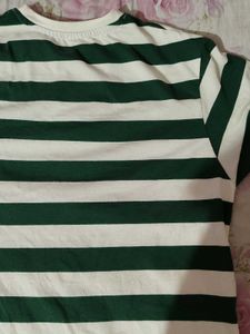 green &amp; White Oversized Top