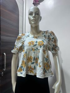 Floral Puff Sleeve Top
