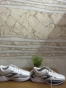 Ziplite Sports Shoes White And Gray Air Comfortable Shoes Size 7